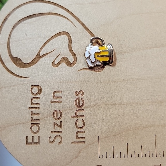 Draft Beer Oktoberfest Stud Earrings, unisex - Picture 4 of 6